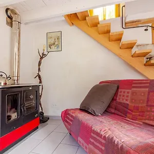 Hébergement de vacances Maisonnette Dans Un Ecrin De Pierre Et De Verdure, Cabrerets